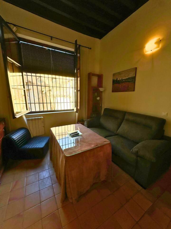 Home4u Castillejos Appartamento *